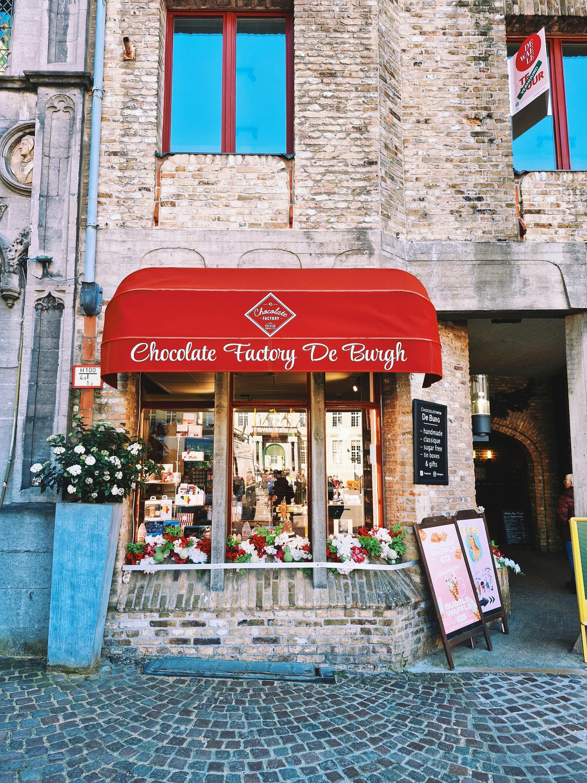 Bakkerij Desmet op de Steenstraat, drie generaties vakmanschap